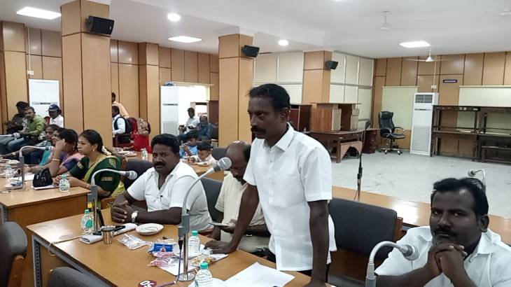 தூத்துக்குடி 50 வது வார்டு பகுதியில் தார் சாலை வசதிகள் அமைத்து தர கவுன்சிலர் சரவணகுமார் கோரிக்கை!!
