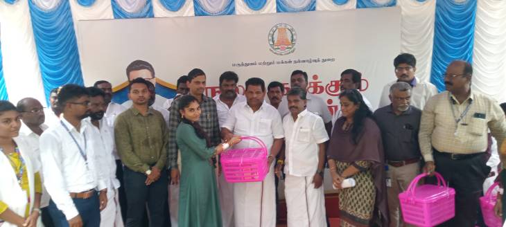 புதியம்புத்தூரில் நலம்காக்கும் ஸ்டாலின் மருத்துவ முகாம் – அமைச்சர் அனிதா ராதாகிருஷ்ணன் துவக்கி வைத்து நலத்திட்ட உதவிகள் வழங்கினார்!!
