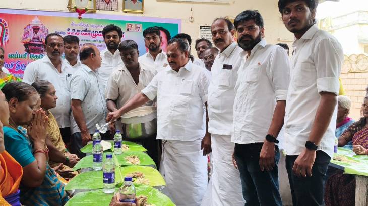ஐப்பசி தேரோட்ட அன்னதானத்தை துவக்கி வைத்த முன்னாள் அமைச்சர் எஸ்.பி. சண்முகநாதன்!!