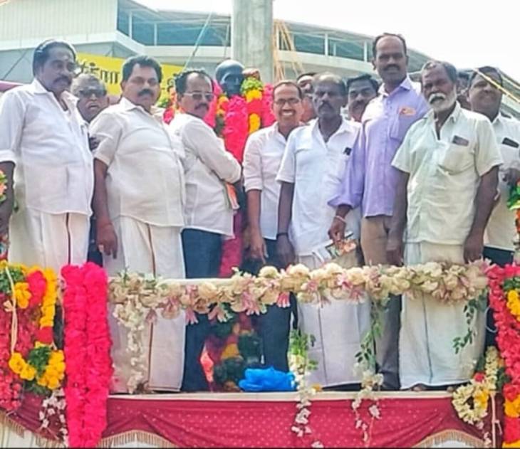 “தூத்துக்குடிக்கு குடிநீர் தந்த நன்னீர்த் தந்தை குரூஸ் பர்னாந்துக்கு காங்கிரஸின் மரியாதை”
