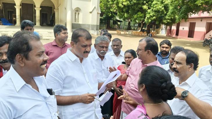 எம்எல்ஏ G.V. மார்கண்டேயன் நேரில் ஆய்வு – பொதுமக்கள் குறை தீர்க்கவும், புதிய நீர்தேக்கத் திட்டத்துக்கும் அடிக்கல்!!
