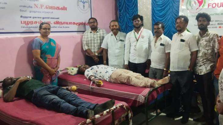 தூத்துக்குடியில் ரத்த தான முகாம்: 35 பேர் நலனுக்காக ரத்தம் தானம் செய்தனர்!!
