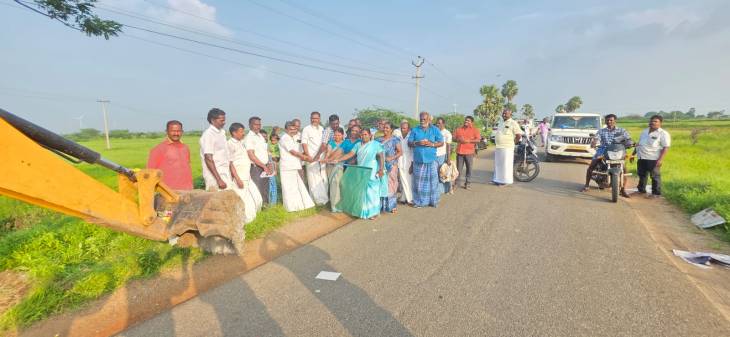 கருங்குளம் ஒன்றியத்தில் சாலை அகலப்படுத்தும் பணிகளை எம்.சி. சண்முகையா எம்எல்ஏ துவக்கினார்!!