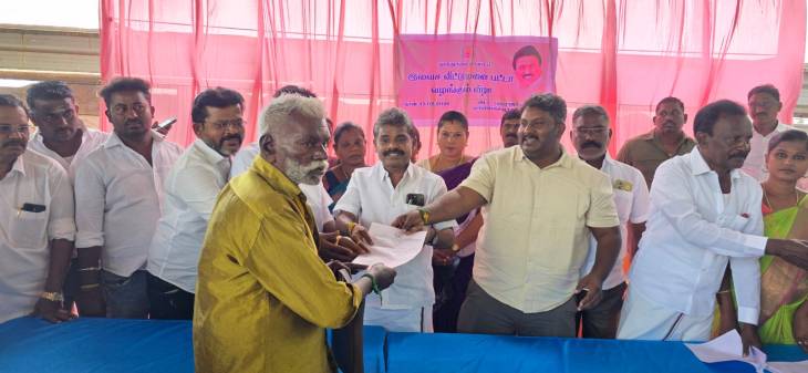 எம்.சி. சண்முகையா 500 பேருக்கு இலவச இ-பட்டா வழங்கினார் – மாப்பிள்ளையூரணியில் சிறப்பு வரன்முறை திட்டம் சிறப்பாக நடைமுறை!!