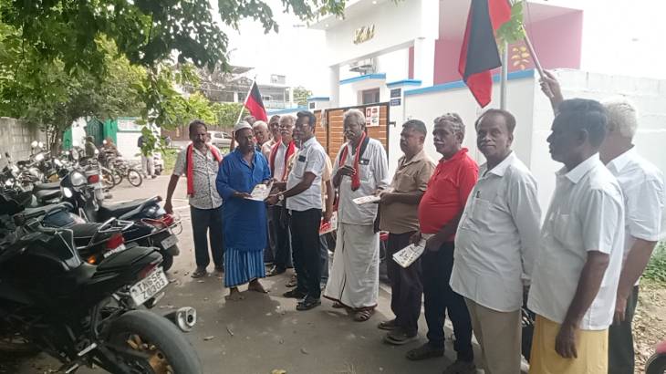 “கவுன்சிலர் ரெங்கசாமி களத்தில் – திமுக வேட்பாளர் ராமஜெயத்திற்கு வெற்றிக் குரல் ஒலிக்கிறது!” கே.டி.சி. நகர் பள்ளிவாசலில் தீவிர வாக்கு சேகரிப்பு!!