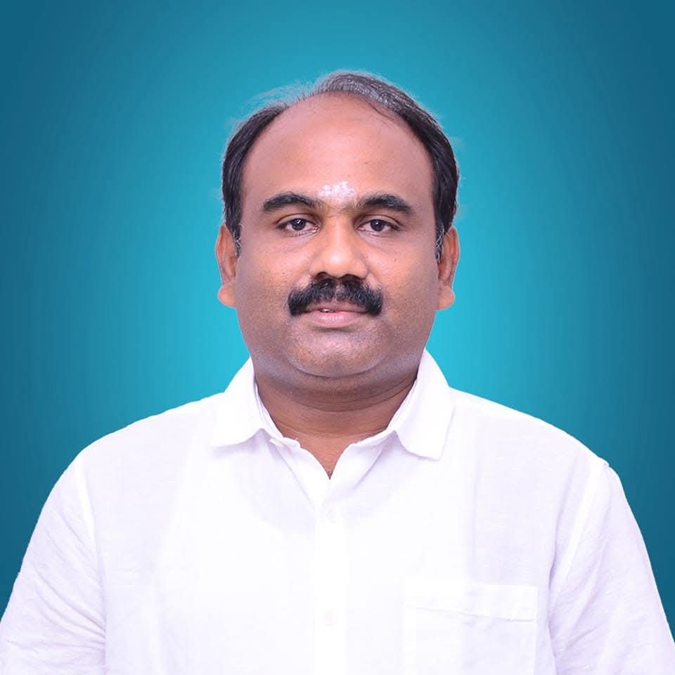 வடகிழக்கு பருவமழைக்கு முன் பாசனக் கால்வாய்கள், குளங்கள், மதகுகளை சீரமைக்க வேண்டும்: மாவட்ட ஆட்சியரிடம் பாஜக தலைவர் சித்ராங்கதன் கோரிக்கை!!