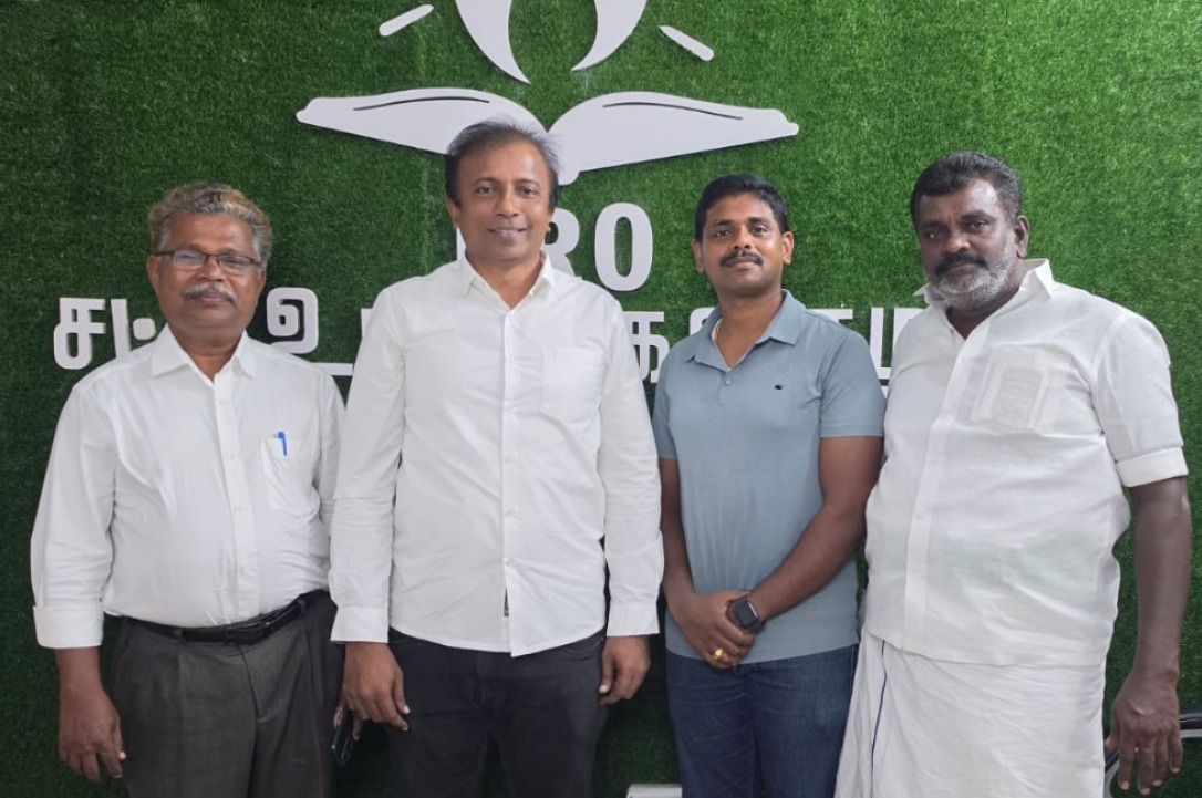 48 மீனவக் கடற்கரை கிராமங்களில் சட்ட விழிப்புணர்வு முகாம்கள்: வக்கீல் செல்வம் கிறிஸ்டோபருடன் சைமன் பவுன்டேஷன் ஆலோசனை!!
