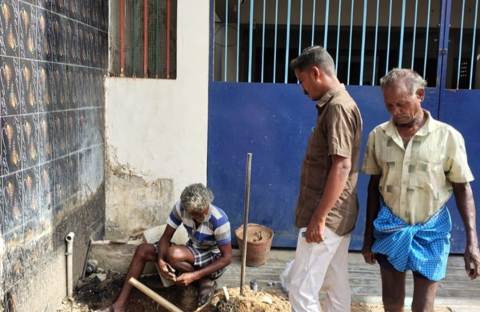 சொத்து வரி நிலுவை: தூத்துக்குடி மாநகராட்சியில் 15 கட்டிடங்களின் குடிநீர் இணைப்புகள் துண்டிப்பு!!